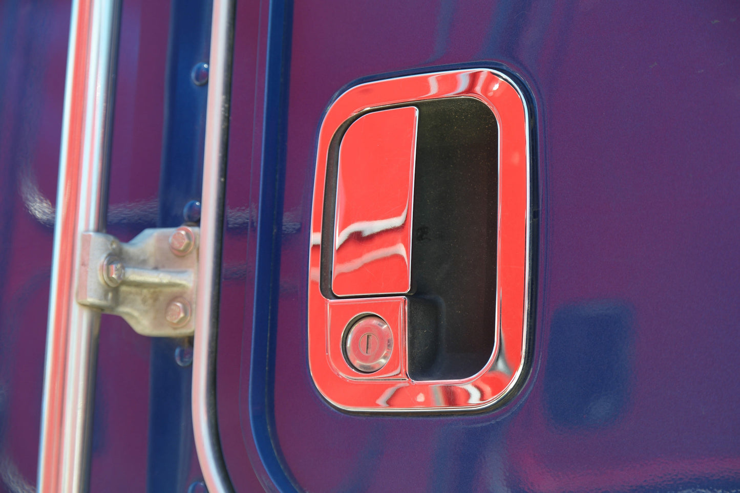 Kenworth Door Handle Cover - Older Models